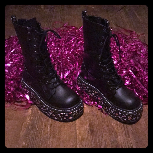 Dolls Kill Shoes - Demonia Floral Combat Boots Size 7 NWOT